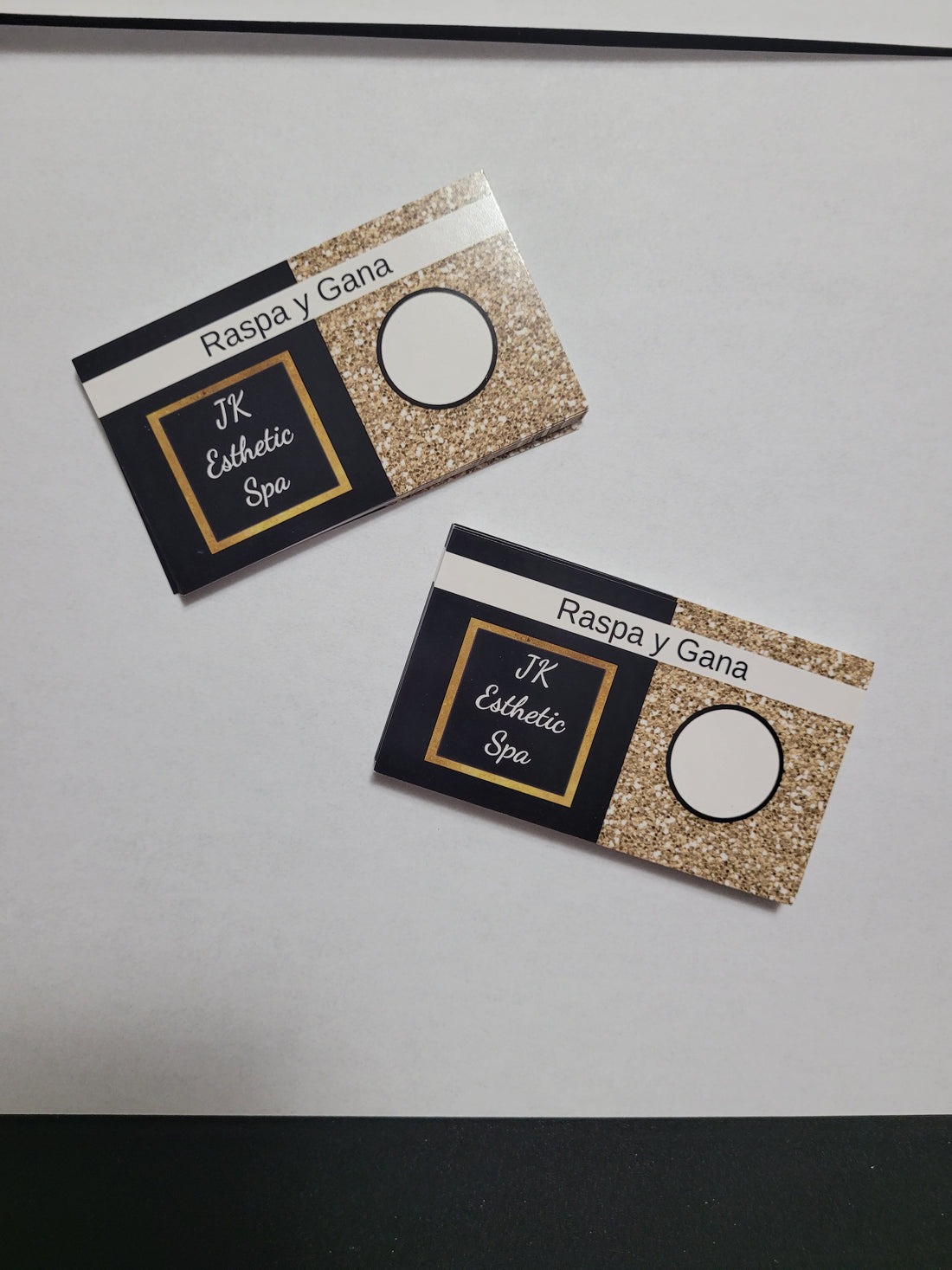 Raspa y gana personalizados Matte White