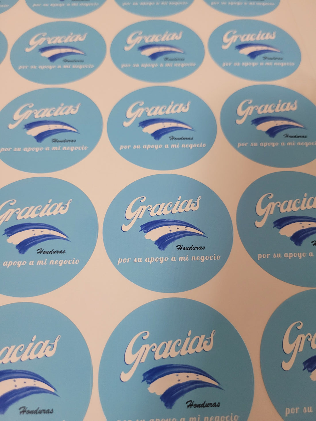 100 Stickers 2&quot; Honduras
